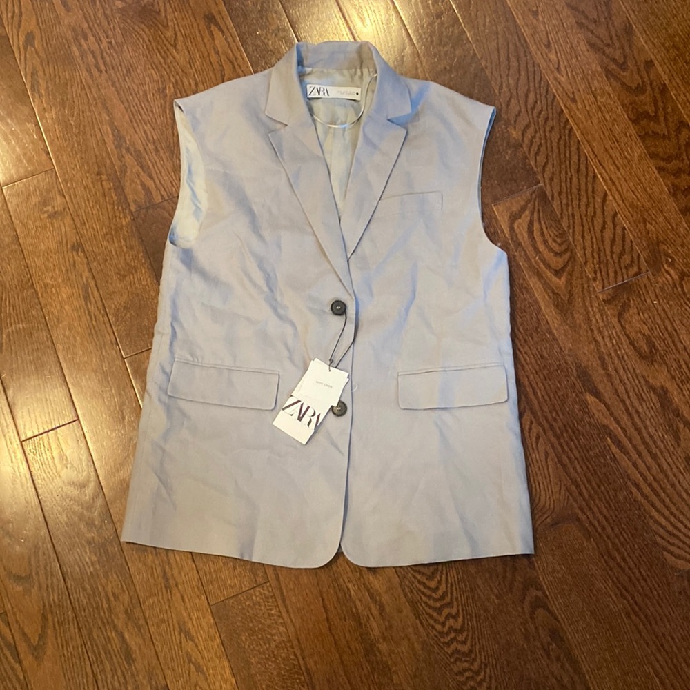 Zara grey long sleeveless button front vest